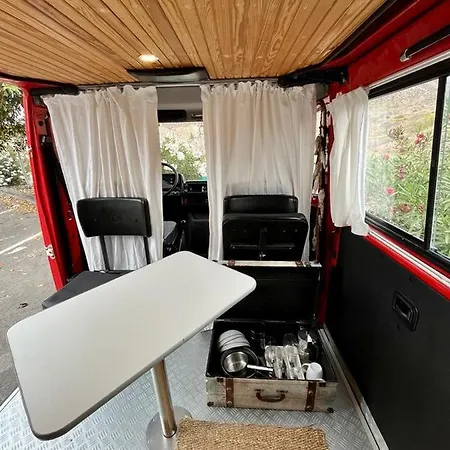 Conny, A Mercedes Firefighter Camper Kamp alanı Los Cristianos (Tenerife)